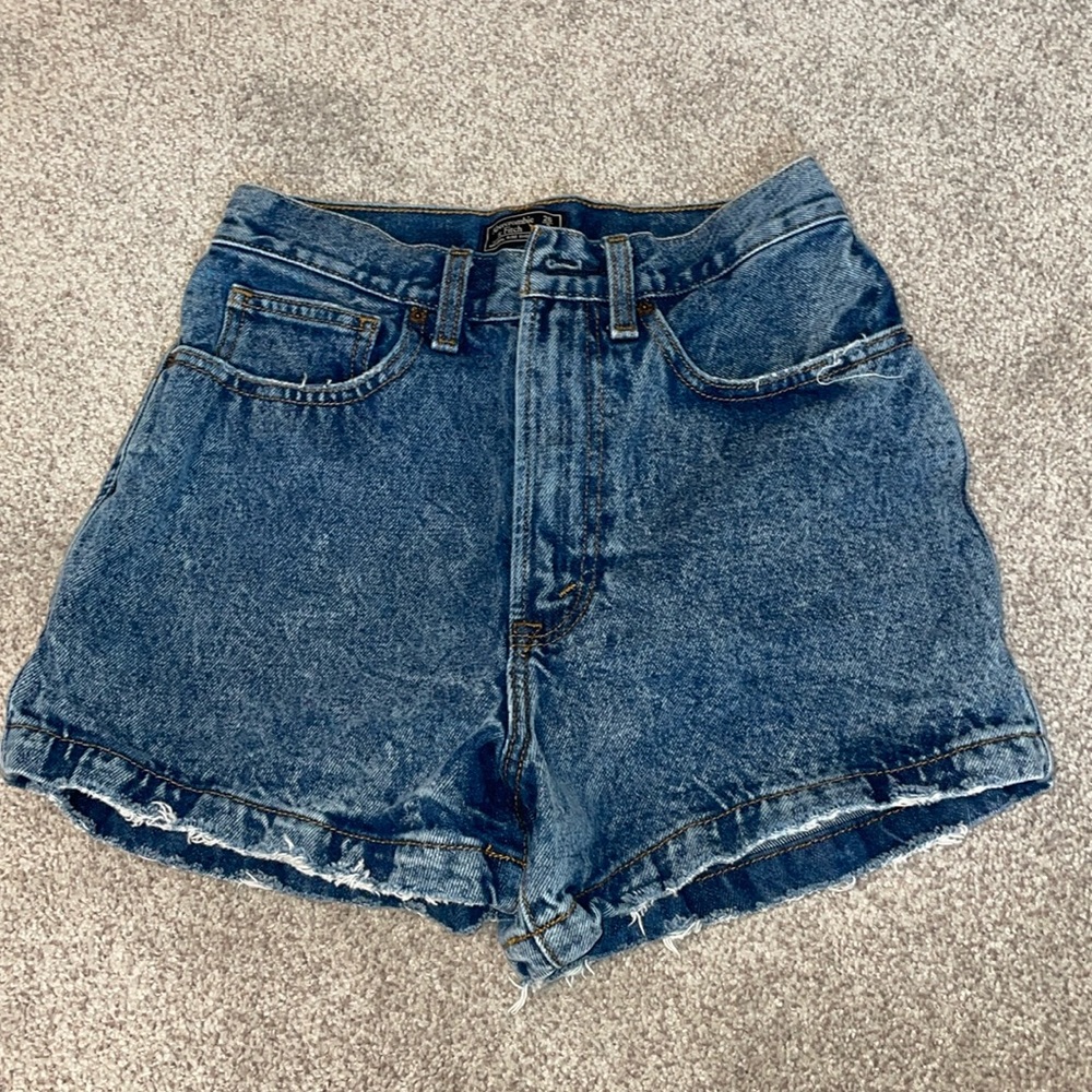 Abercrombie Natural Rise Short